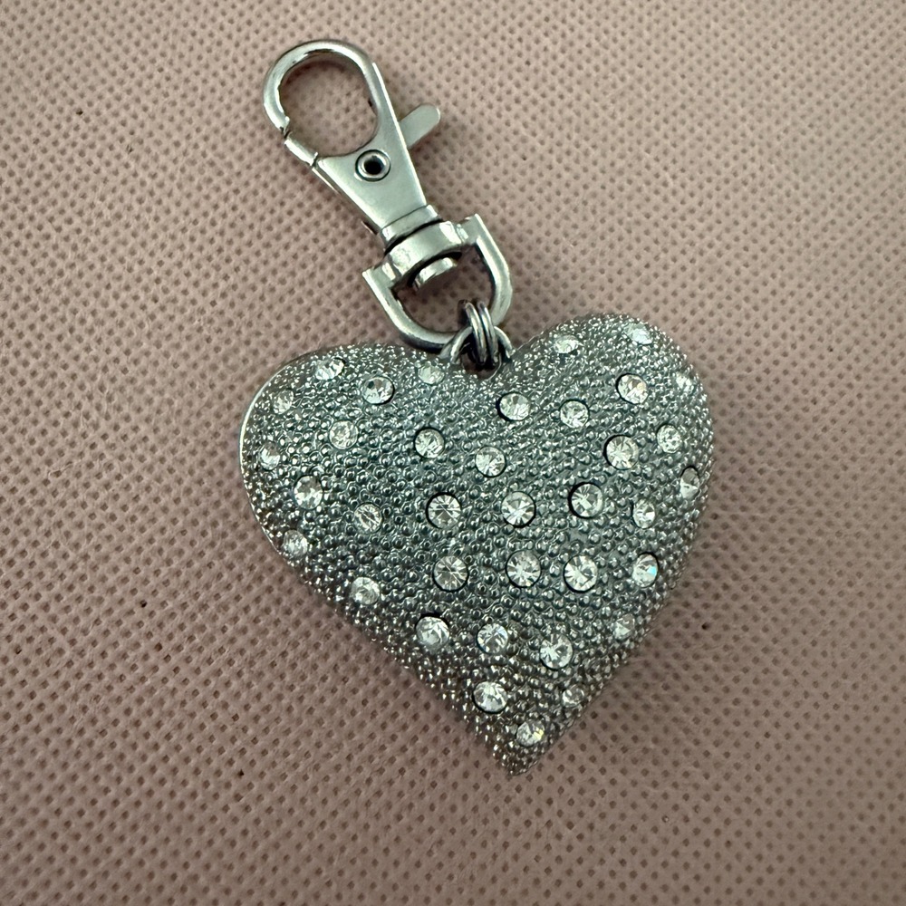 Chico's Silver Heart‎ Bag Charm Rhinestone Pavé Filigree Keychain Accessory